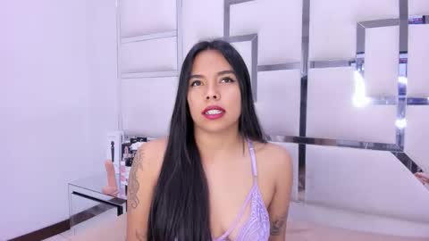 ZoeSwam online show from February 3, 9:18 pm