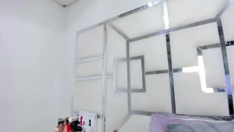 ZoeSwam online show from May 15, 2:31 pm