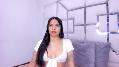 ZoeSwam online show from February 9, 1:25 pm