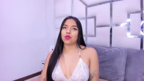 ZoeSwam online show from February 5, 11:12 am