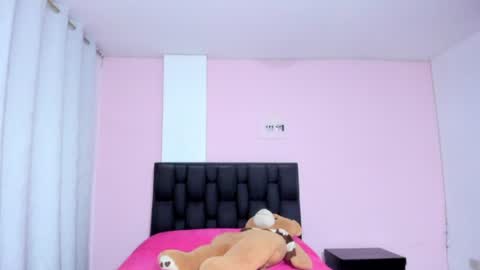 Zoey online show from July 26, 11:01 pm
