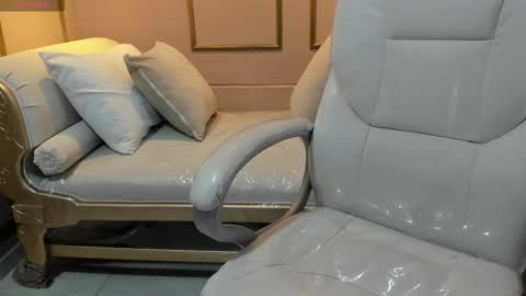 Z O E online show from November 28, 12:08 pm