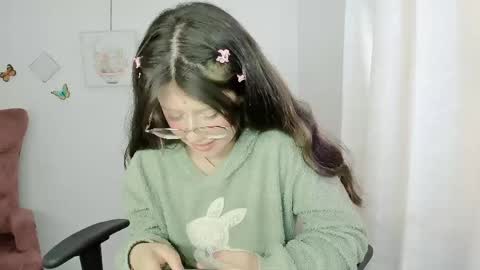 Alicie online show from May 15, 5:05 pm
