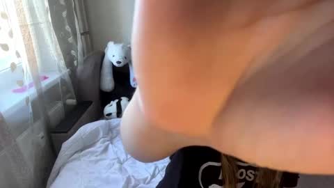 Hi Im Peggy 18 years old online show from September 21, 1:10 pm