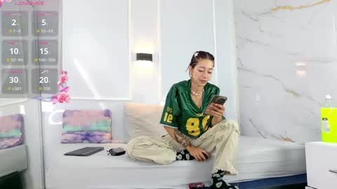 Violeta online show from May 25, 2:16 pm