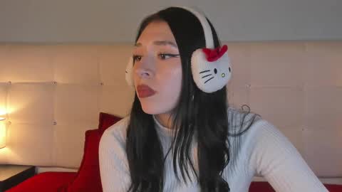 Snapshot of zowi_hottiee chatting on March 5, 2:36 am cintya kors online show from March 5, 2:36 am