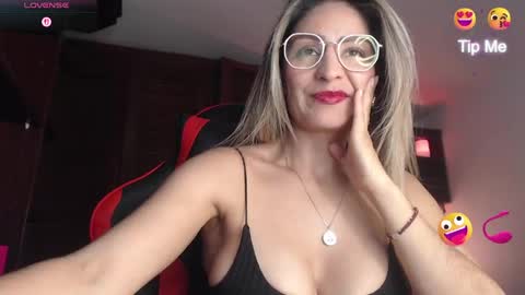 Zulay  online show from May 5, 7:50 pm