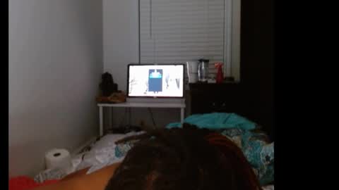 Snapshot of zuriluxe45 chatting on September 16, 9:17 am zuriluxe45 online show from September 16, 9:17 am
