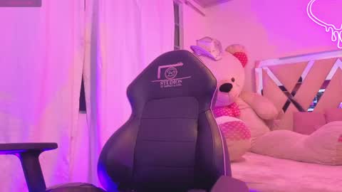 ZURY   online show from May 20, 3:47 am