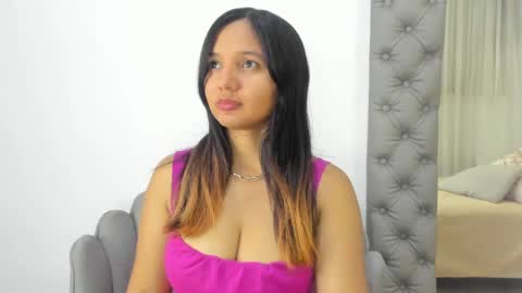 Im Zusan My schedule is from 1030pm to 430 am colombian time online show from May 24, 3:27 am