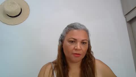 Zyra Vex online show from March 22, 7:20 pm