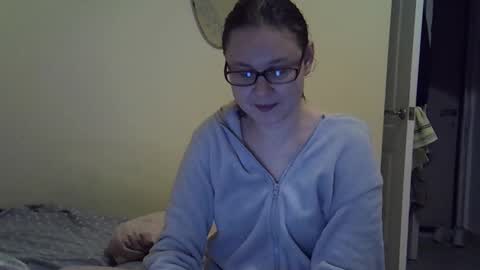 Zyuhre online show from December 18, 5:01 am