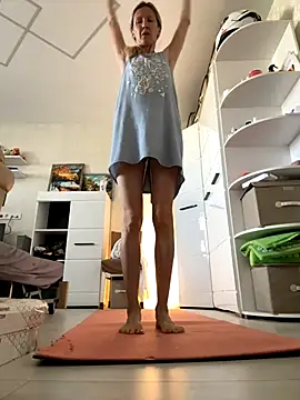 angelmommu online show from October 23, 6:30 am