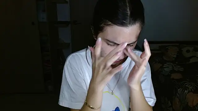 mia  lopez  online show from May 13, 4:29 am