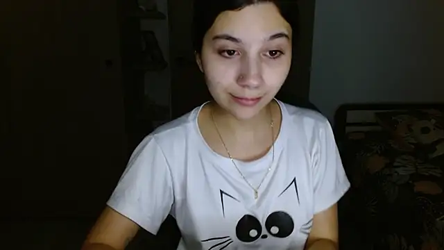 mia  lopez  online show from May 20, 1:46 am