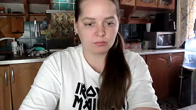 uliastar online show from October 12, 7:11 am