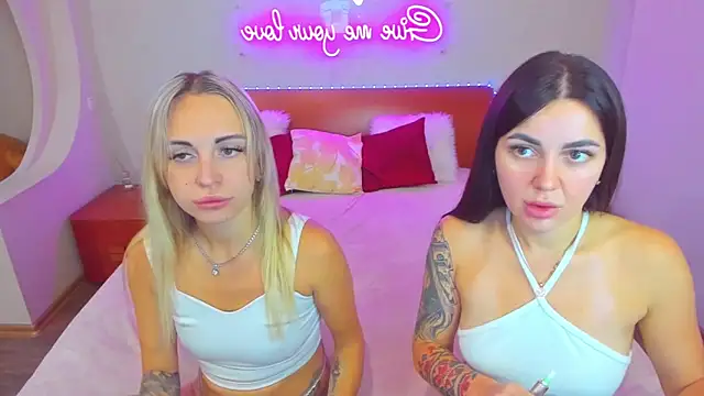 CrazyMilanka online show from September 25, 7:40 am