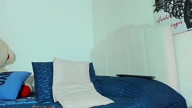 anahii 01 online show from November 28, 3:09 am