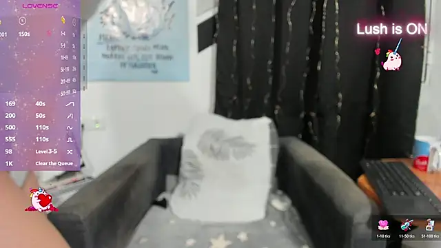 alexysgray online show from November 25, 5:04 pm