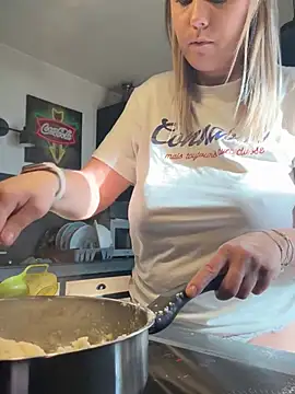 Leanymphoo online show from January 16, 12:45 pm