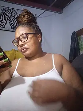 YELLOW BONE online show from May 12, 11:44 pm