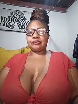 YELLOW BONE online show from May 15, 8:55 pm