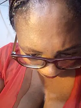 YELLOW BONE online show from December 14, 9:20 pm