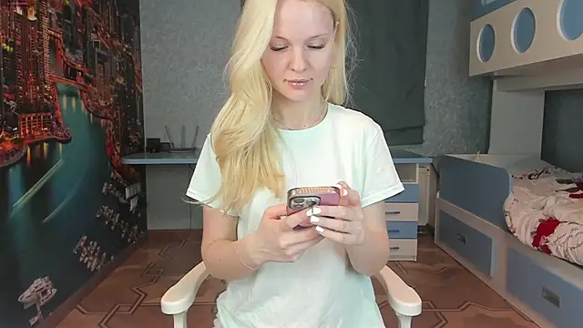 Masha 2002 online show from May 5, 7:50 pm
