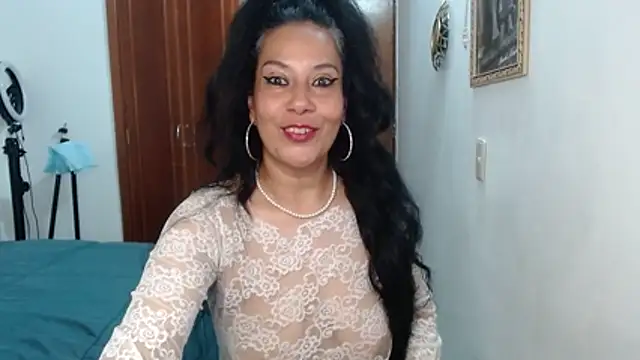 MarianaNight02 online show from April 3, 7:45 pm