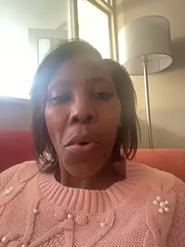 lindiwe07 online show from October 11, 4:10 pm