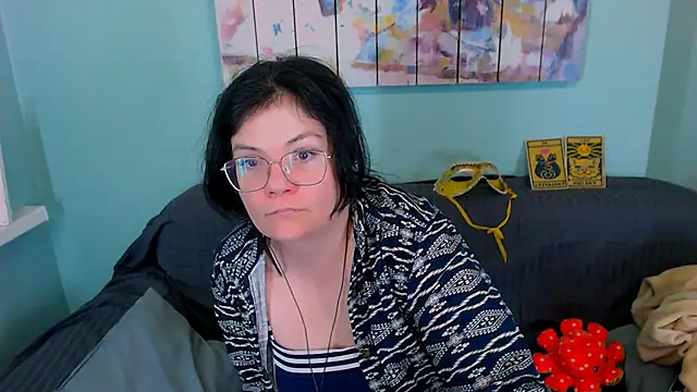 EverlyRays online show from March 22, 9:32 pm