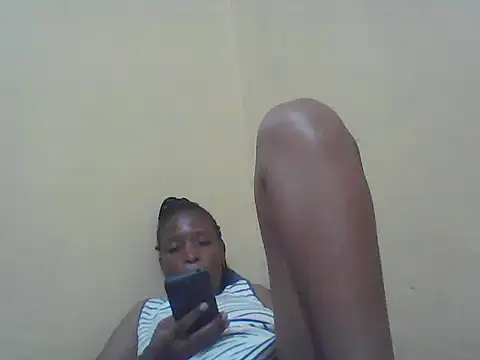 Smillie prety online show from November 22, 11:13 am