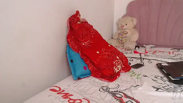 lady hot2xx online show from October 20, 7:39 pm