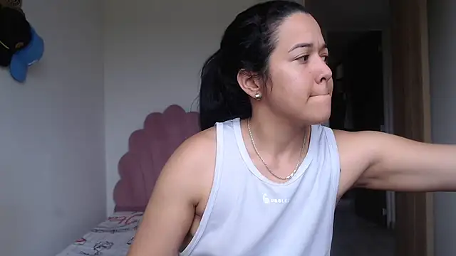 lady hot2xx online show from October 19, 7:16 pm