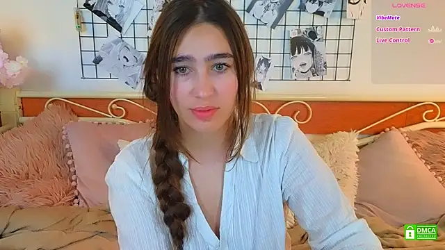  Eliizabeth  online show from May 10, 12:24 am