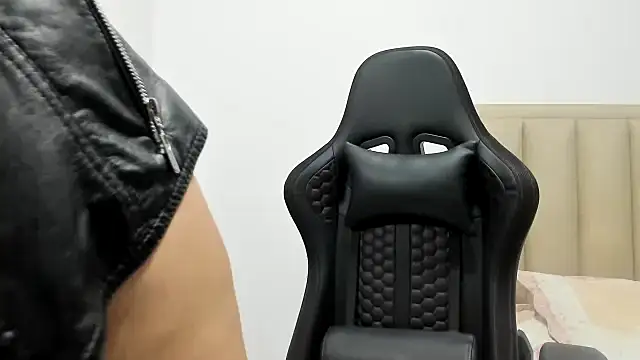 Chloemiller89 online show from November 23, 12:13 am