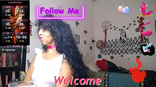 Snapshot of YourWhoreXX chatting on September 22, 3:21 pm YourWhoreXX online show from September 22, 3:21 pm