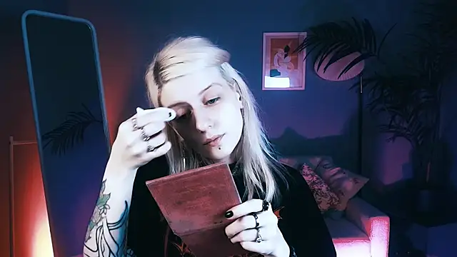 Noah ElmerX online show from November 8, 4:23 pm