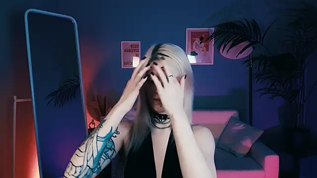 Noah ElmerX online show from November 21, 5:15 pm