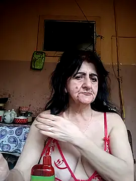 Lovely Lori online show from May 12, 4:43 am