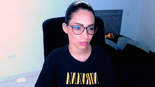 diana  34 online show from May 15, 1:11 am