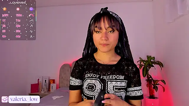 Snapshot of nahia_low chatting on September 27, 5:03 am nahia low online show from September 27, 5:03 am