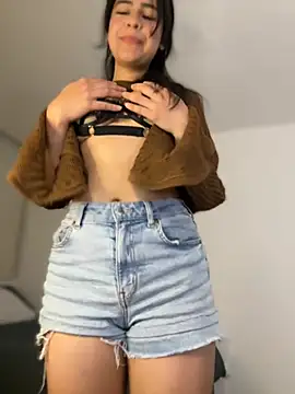 CuteKira7 online show from May 24, 3:16 am