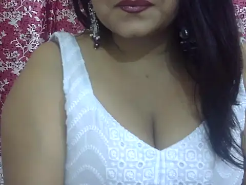 Lusty Wife1 online show from March 13, 6:09 pm