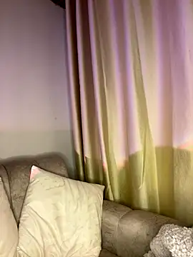 Snapshot of AgathaGeorgiou chatting on October 1, 11:42 pm AgathaGeorgiou online show from October 1, 11:42 pm