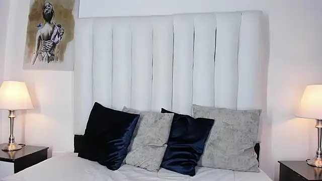 Violet queen20 online show from September 25, 7:34 pm