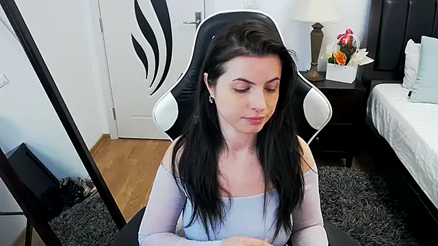 AmyPure  online show from March 13, 8:59 am