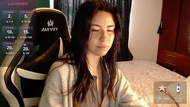 alice middlee online show from May 11, 3:07 pm