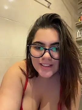 Valenhillxh online show from July 19, 3:53 am