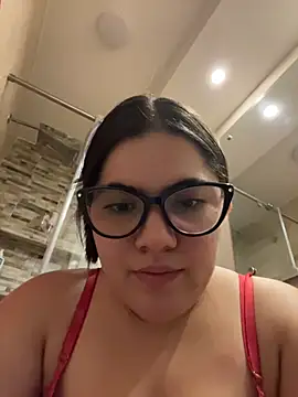 Valenhillxh online show from July 31, 3:51 am
